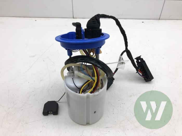 Gebruikte Tank element Pomp Audi S3 Limousine (GYL) Prijs € 131,25 Margeregeling aangeboden door Wessel Parts & Service B.V.