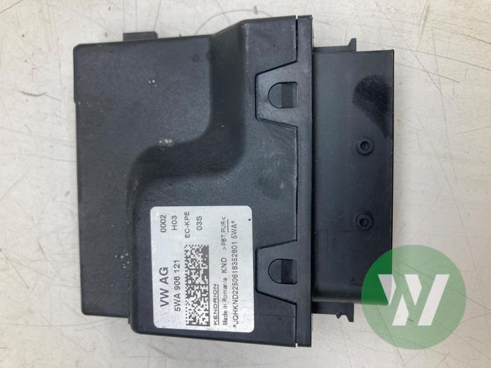 Gebruikte Brandstofpomp module Audi S3 Limousine (GYL) Prijs € 51,45 Margeregeling aangeboden door Wessel Parts & Service B.V.