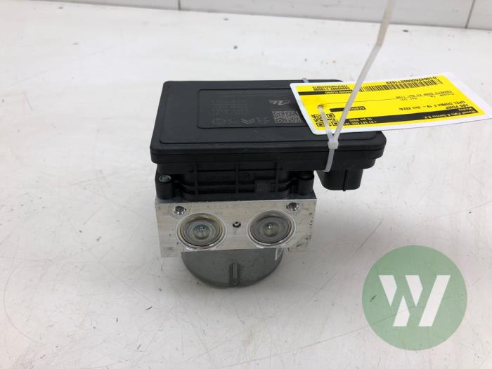 Gebruikte ABS Pomp Opel Corsa F (UB/UH/UP) 1.2 Turbo 12V 100 Prijs € 156,45 Margeregeling aangeboden door Wessel Parts & Service B.V.