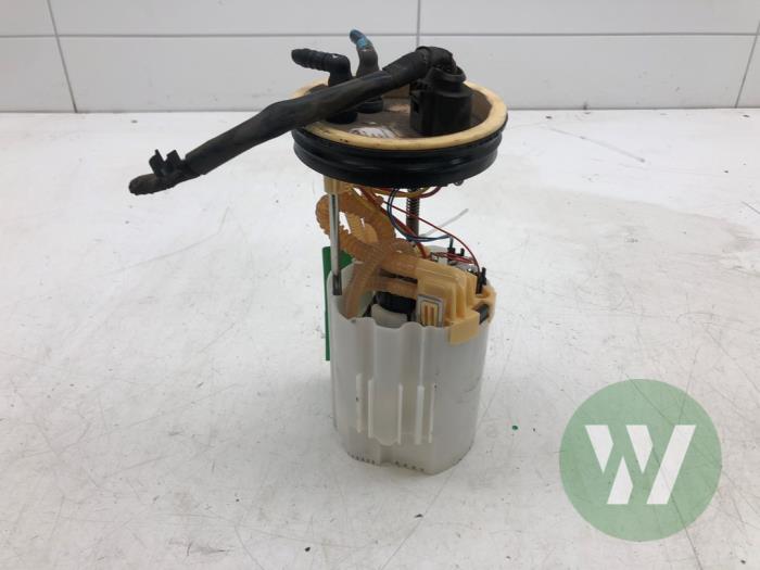 Gebruikte Tank element Pomp Volkswagen Transporter T6 2.0 TDI DRF Prijs € 51,45 Margeregeling aangeboden door Wessel Parts & Service B.V.