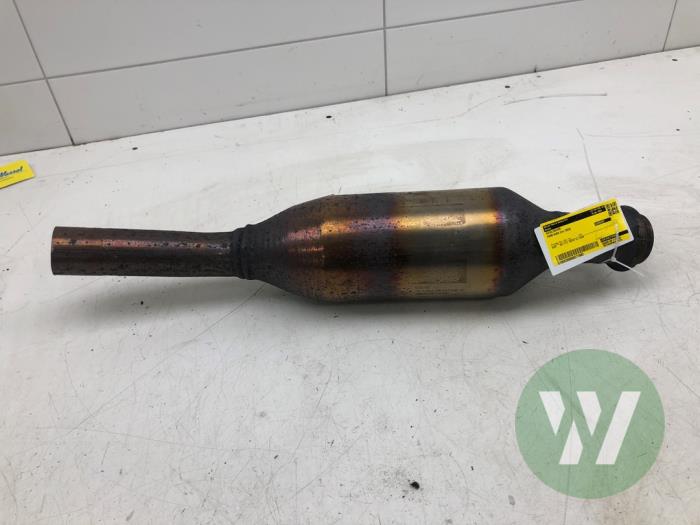 Gebruikte Katalysator Ford Kuga III (DFK) Prijs € 261,45 Margeregeling aangeboden door Wessel Parts & Service B.V.