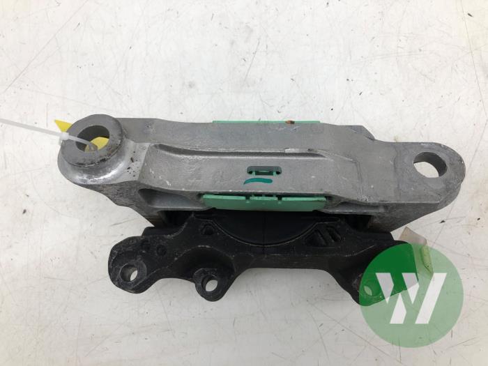 Gebruikte Motorsteun Ford Kuga III (DFK) Prijs € 72,45 Margeregeling aangeboden door Wessel Parts & Service B.V.