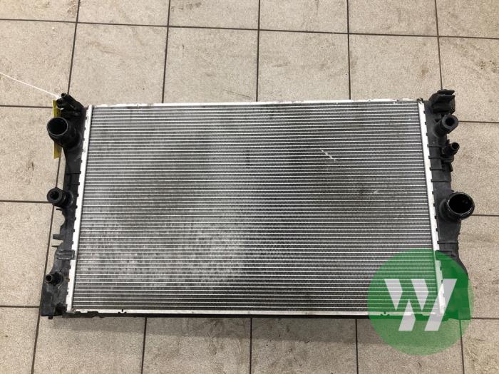 Gebruikte Radiateur BMW 5 serie Touring (G31) 520d xDrive 2.0 TwinPower Turbo 16V Prijs € 236,25 Margeregeling aangeboden door Wessel Parts & Service B.V.