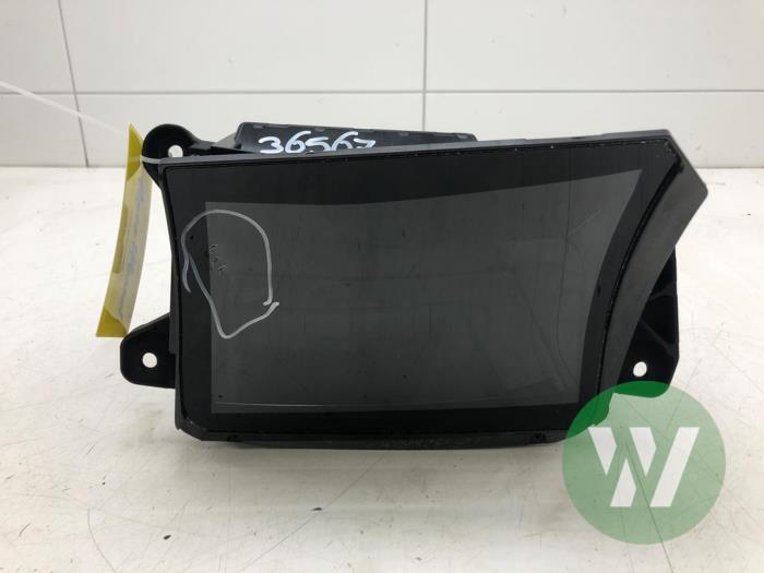 Gebruikte Head-up display BMW 5 serie Touring (G31) 520d xDrive 2.0 TwinPower Turbo 16V Prijs op aanvraag aangeboden door Wessel Parts & Service B.V.