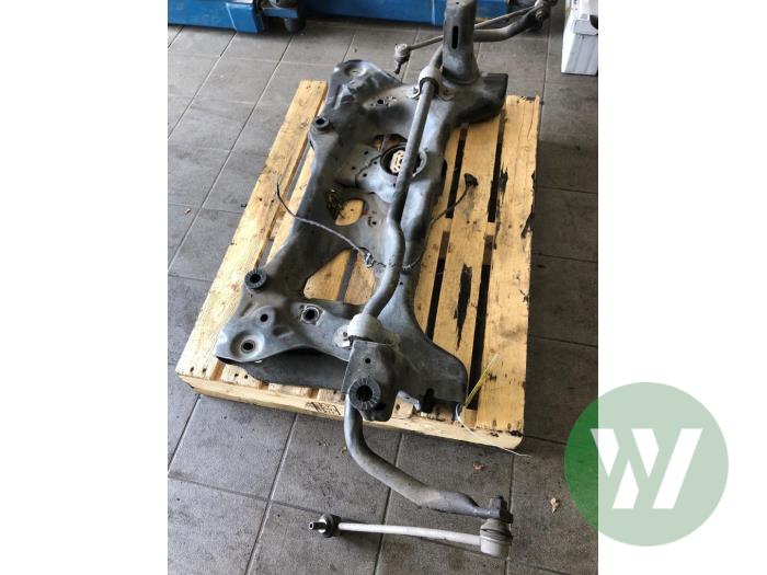 Gebruikte Subframe Volkswagen Caddy Cargo V (SBA/SBH) 1.5 TGI Prijs € 103,95 Margeregeling aangeboden door Wessel Parts & Service B.V.
