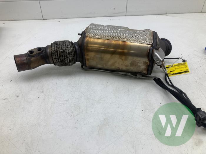 Gebruikte Roetfilter BMW 5 serie Touring (G31) 520d xDrive 2.0 TwinPower Turbo 16V Prijs € 733,95 Margeregeling aangeboden door Wessel Parts & Service B.V.