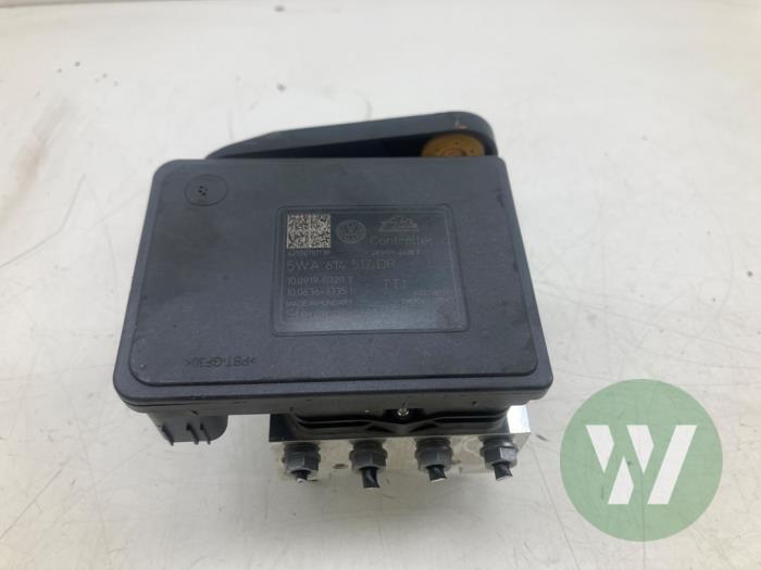 Gebruikte ABS Pomp Seat Leon Sportstourer (KLF) 1.5 eTSI 16V Prijs € 366,45 Margeregeling aangeboden door Wessel Parts & Service B.V.