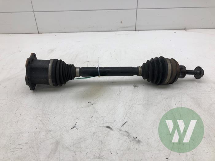 Gebruikte Steekas links-voor Porsche Macan (95B) 3.0 S Diesel V6 24V Prijs € 131,25 Margeregeling aangeboden door Wessel Parts & Service B.V.