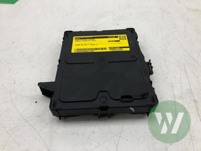 Gebruikte Bodycontrol Module Renault Scénic IV (RFAJ) 1.5 Energy dCi 110 Prijs € 47,25 Margeregeling aangeboden door Wessel Parts & Service B.V.