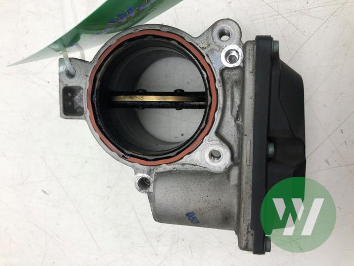 Gebruikte Gasklephuis Porsche Macan (95B) 3.0 S Diesel V6 24V Prijs € 36,75 Margeregeling aangeboden door Wessel Parts & Service B.V.