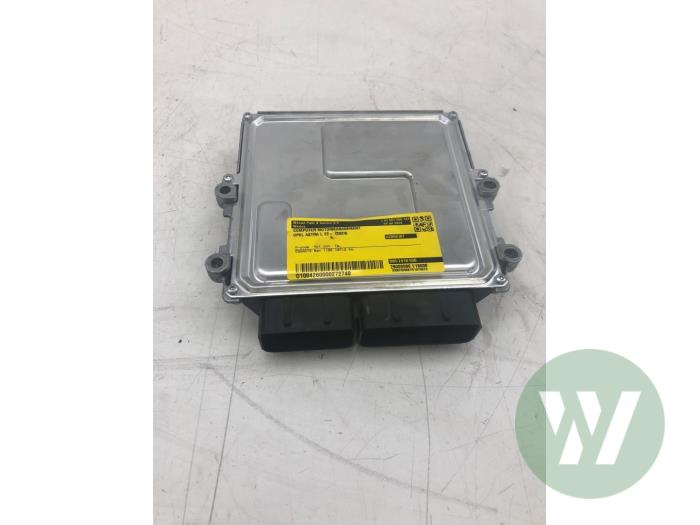 Gebruikte Computer Motormanagement Opel Astra L Sports Tourer (F4/FC/FN/FR) 1.2 Turbo 130 12V Prijs € 156,45 Margeregeling aangeboden door Wessel Parts & Service B.V.