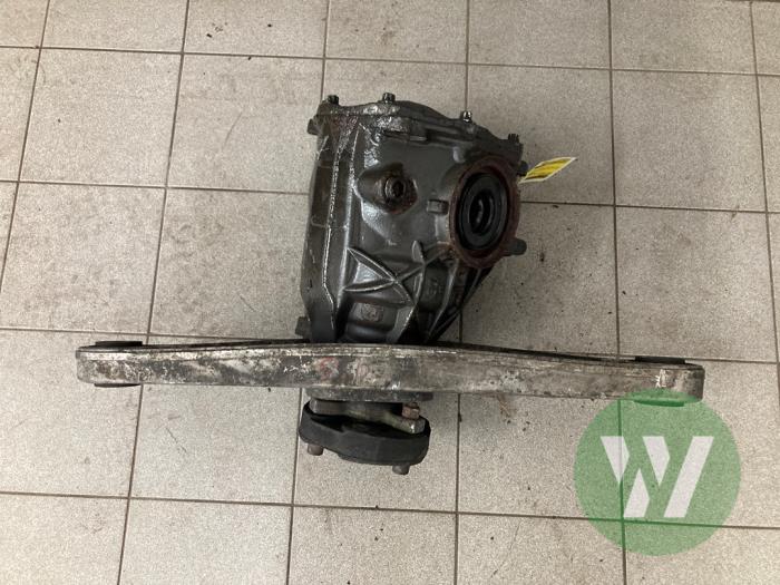 Gebruikte Differentieel achter Mercedes E (W211) 2.2 E-220 CDI 16V Prijs € 261,45 Margeregeling aangeboden door Wessel Parts & Service B.V.