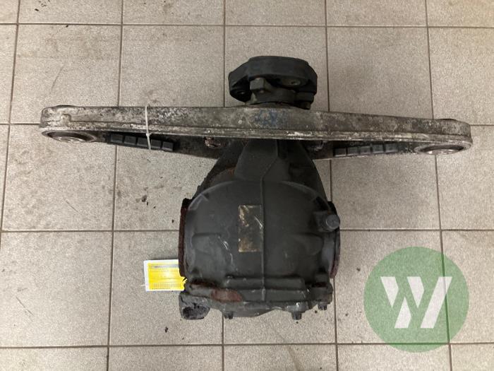 Gebruikte Differentieel achter Mercedes E (W211) 2.2 E-200 CDI 16V Prijs € 261,45 Margeregeling aangeboden door Wessel Parts & Service B.V.