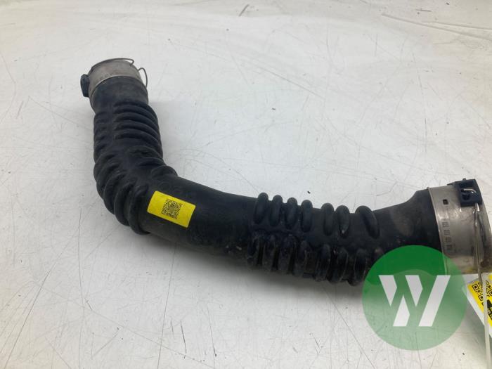 Gebruikte Intercooler Buis Kia Sorento IV (MQ4) 1.6 T-GDi Hybrid 16V 2WD Prijs € 61,95 Margeregeling aangeboden door Wessel Parts & Service B.V.
