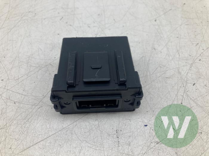 Gebruikte Stuurkolom module Renault Megane E-Tech (RCB) 60 kWh Prijs € 51,45 Margeregeling aangeboden door Wessel Parts & Service B.V.
