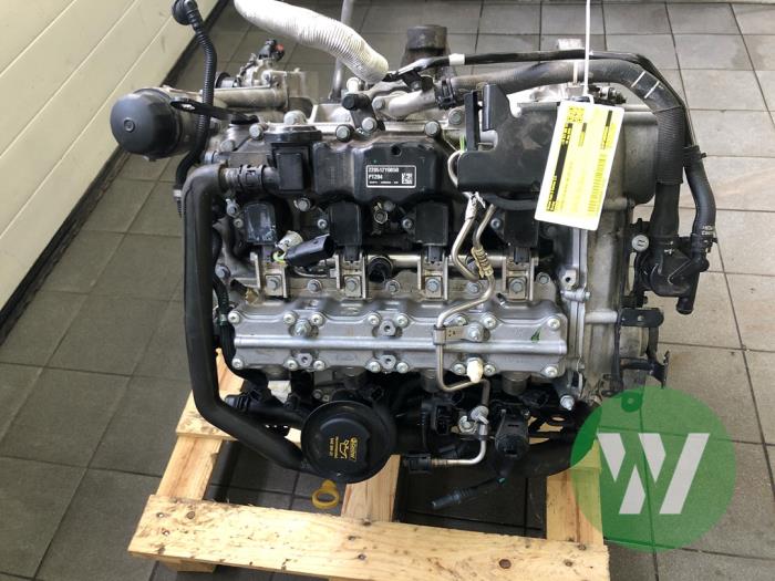 Gebruikte Motor Landrover Range Rover Velar (LY) 2.0 16V P400e AWD Prijs € 5.248,95 Margeregeling aangeboden door Wessel Parts & Service B.V.