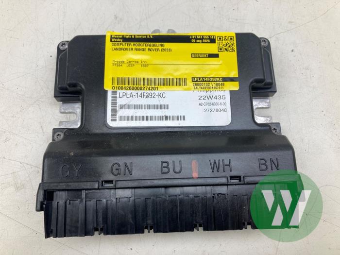 Gebruikte Computer hoogteregeling Landrover Range Rover Velar (LY) 2.0 16V P400e AWD Prijs € 208,95 Margeregeling aangeboden door Wessel Parts & Service B.V.