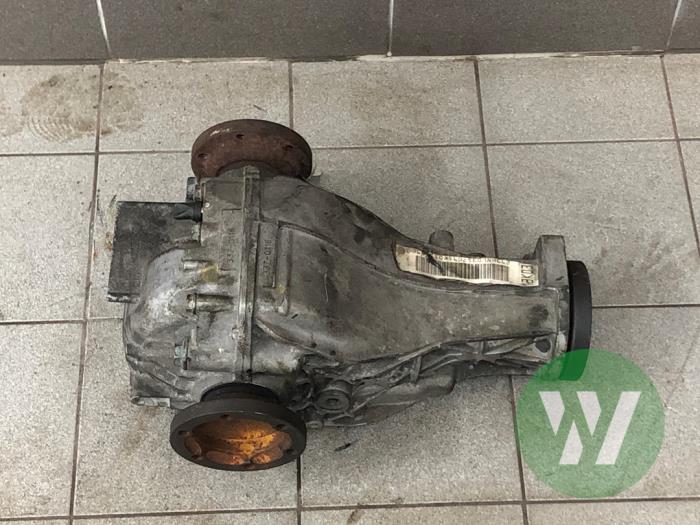 Gebruikte Differentieel achter Audi A4 Avant Quattro (B7) 3.0 TDI V6 24V Prijs € 131,25 Margeregeling aangeboden door Wessel Parts & Service B.V.