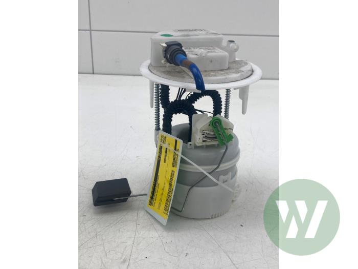 Gebruikte Tank element Pomp Opel Mokka 1.2 Turbo 12V Prijs € 93,45 Margeregeling aangeboden door Wessel Parts & Service B.V.