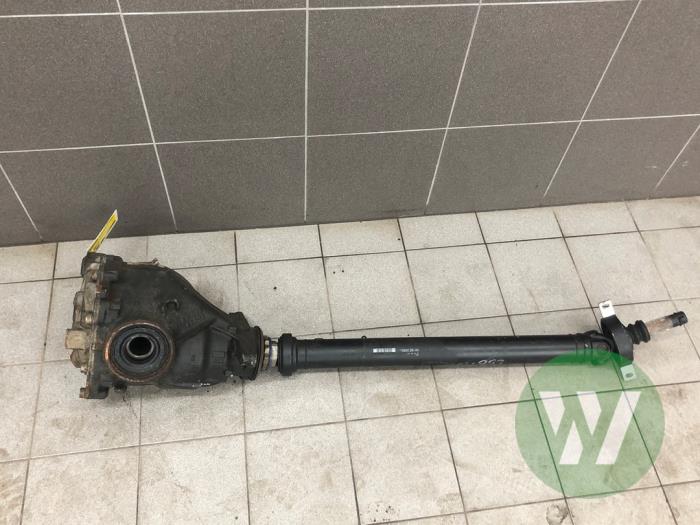 Gebruikte Cardanklok achter BMW X6 (F16) xDrive30d 3.0 24V Prijs € 341,25 Margeregeling aangeboden door Wessel Parts & Service B.V.