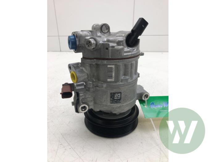 Gebruikte Aircopomp Audi A4 Avant (B9) Prijs € 141,75 Margeregeling aangeboden door Wessel Parts & Service B.V.