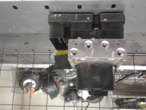 Gebruikte ABS Pomp Ford Focus 2 C+C 1.6 16V Prijs € 75,00 Margeregeling aangeboden door Wessel Parts & Service B.V.