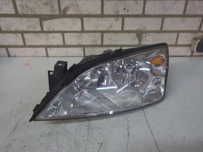 FORD Mondeo 3 generation (2000-2007) Front Left Headlight 0301174201 14601075