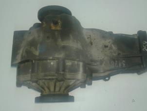 Gebruikte Differentieel achter Volkswagen Passat Variant 4Motion (3B6) 2.5 TDI 180 24V Prijs € 225,00 Margeregeling aangeboden door Wessel Parts & Service B.V.