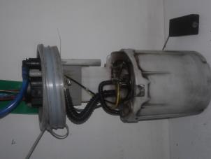 Tank element Pomp van een Volkswagen Lupo (6X1)  2000