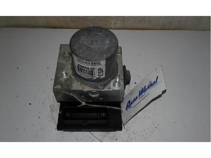 Gebruikte ABS Pomp Fiat 500 (312) 1.4 16V Prijs € 103,95 Margeregeling aangeboden door Wessel Parts & Service B.V.
