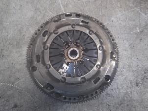 Gebruikte Vliegwiel Volkswagen Touran Prijs € 190,00 Margeregeling aangeboden door Wessel Parts & Service B.V.