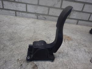 Gebruikte Gaspedaalpositie Sensor Mercedes Sprinter 3,5t (906.63) 310 CDI 16V Prijs € 69,00 Margeregeling aangeboden door Wessel Parts & Service B.V.