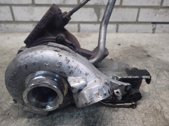 Gebruikte Turbo Mercedes C (W204) 2.2 C-200 CDI 16V Prijs € 282,45 Margeregeling aangeboden door Wessel Parts & Service B.V.