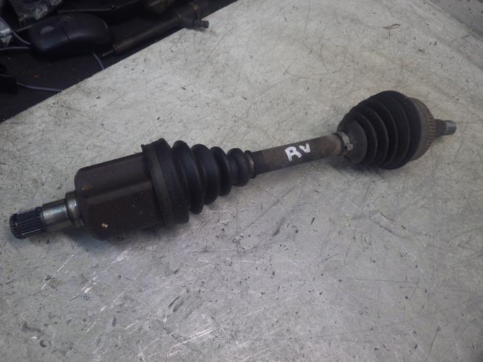 Gebruikte Steekas rechts-voor Landrover Freelander Hard Top Prijs € 51,45 Margeregeling aangeboden door Wessel Parts & Service B.V.