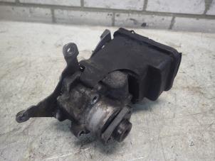 Gebruikte Servopomp BMW X3 (E83) 2.0d 16V Prijs € 119,00 Margeregeling aangeboden door Wessel Parts & Service B.V.
