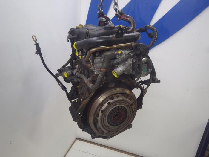 Motor van een Opel Corsa C (F08/68) 1.7 DI 16V 2002