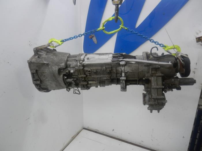 Gebruikte Versnellingsbak BMW X3 (E83) 2.0d 16V Prijs € 1.573,95 Margeregeling aangeboden door Wessel Parts & Service B.V.