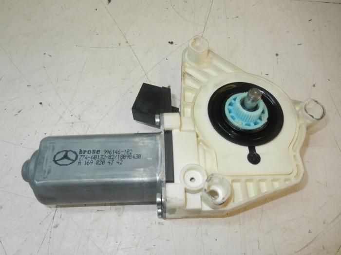 MERCEDES-BENZ B-Class W245 (2005-2011) Motor de control geam ușă dreapta față 1698204342 14601548