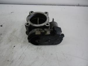 Gebruikte Gasklephuis Mercedes R (W251) Prijs € 49,00 Margeregeling aangeboden door Wessel Parts & Service B.V.