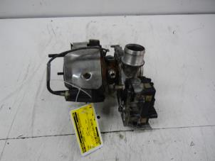 Gebruikte G-lader Audi A8 (D3) 4.2 TDI V8 32V Lang Quattro Prijs op aanvraag aangeboden door Wessel Parts & Service B.V.