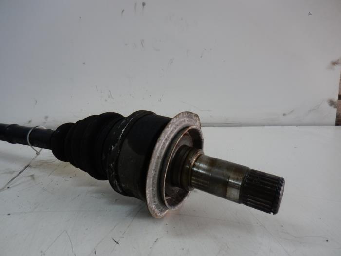 Gebruikte Aandrijfas rechts-achter Mercedes Vito (639.6) 2.2 109 CDI 16V Prijs € 42,00 Margeregeling aangeboden door Wessel Parts & Service B.V.