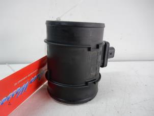 Gebruikte Luchthoeveelheidsmeter Opel Corsa E 1.3 CDTi 16V ecoFLEX Prijs € 50,00 Margeregeling aangeboden door Wessel Parts & Service B.V.