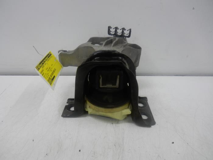 RENAULT Clio 4 generation (2012-2020) Right Side Engine Mount 112845638R 14719810