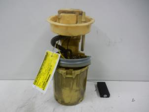 Gebruikte Tank element Pomp Volkswagen Touran (1T1/T2) Prijs op aanvraag aangeboden door Wessel Parts & Service B.V.