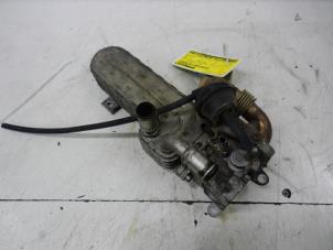 Gebruikte EGR koeler Volkswagen Passat (3C2) 2.0 TDI 16V 140 Prijs € 89,00 Margeregeling aangeboden door Wessel Parts & Service B.V.