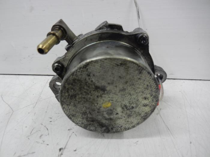 Vacuumpomp (Diesel) van een Opel Corsa 2009