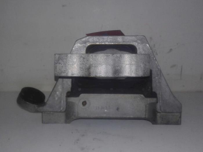 Gebruikte Motorrubber Opel Insignia 2.0 CDTI 16V 140 ecoFLEX Prijs € 72,45 Margeregeling aangeboden door Wessel Parts & Service B.V.