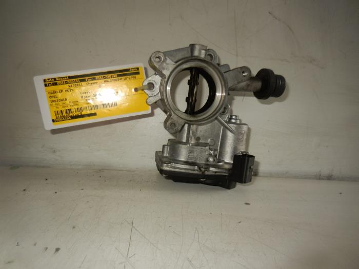 Gebruikte Gasklephuis Opel Insignia 2.0 CDTI 16V 140 ecoFLEX Prijs € 72,45 Margeregeling aangeboden door Wessel Parts & Service B.V.