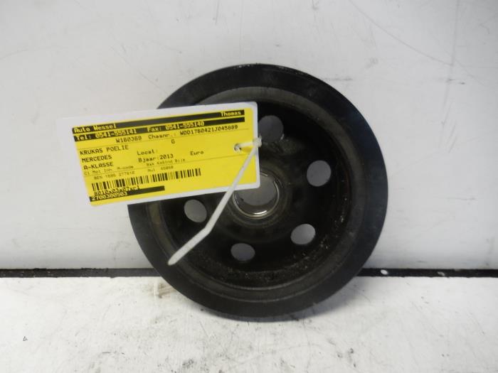 Gebruikte Poelie Krukas Mercedes A (W176) 1.6 A-180 16V Prijs € 51,45 Margeregeling aangeboden door Wessel Parts & Service B.V.
