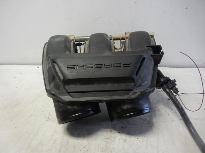 Gebruikte Spruitstuk Inlaat Porsche Boxster (987) 2.7 24V Prijs € 194,25 Margeregeling aangeboden door Wessel Parts & Service B.V.